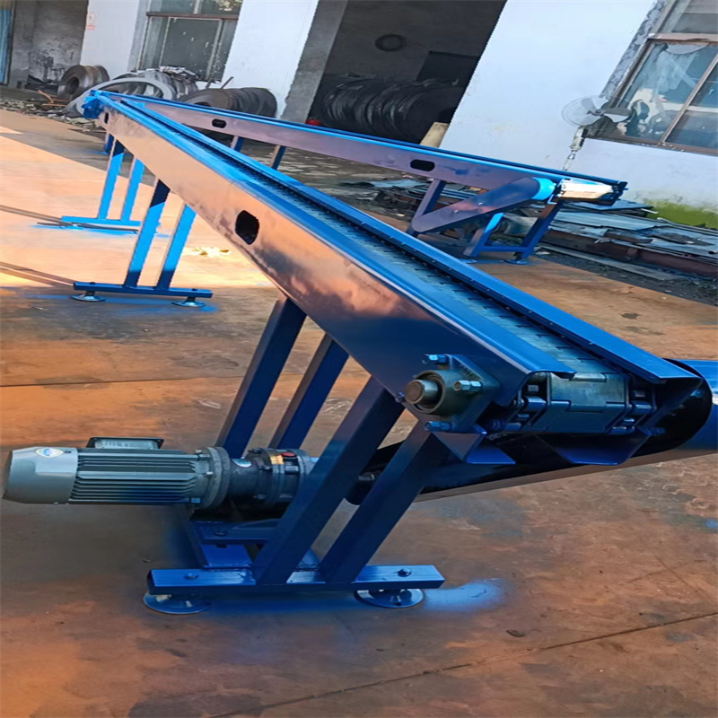 5.6米鏈板輸送機(jī) (6).jpg